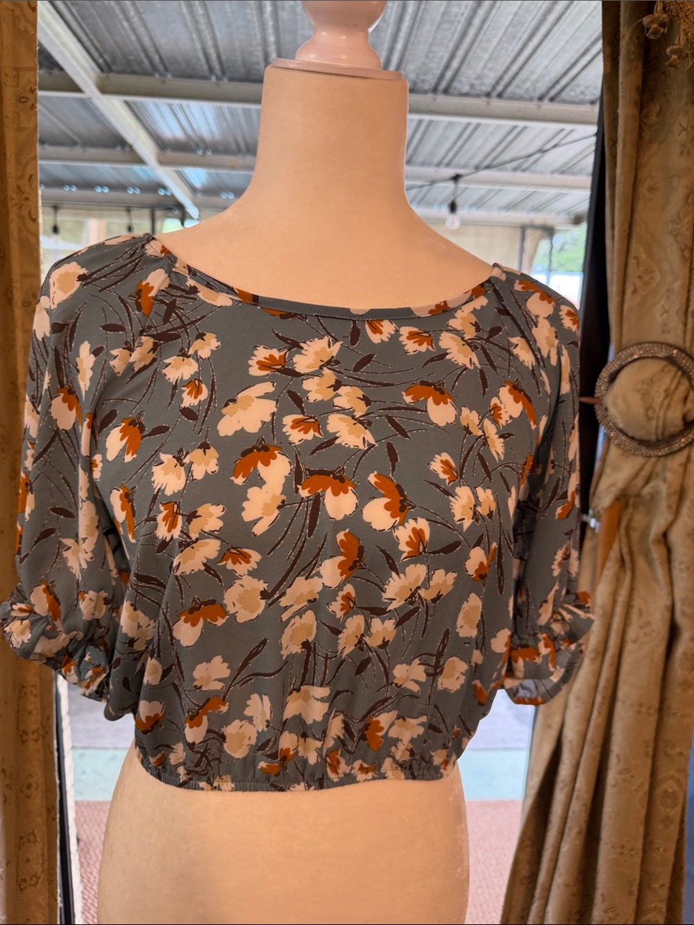 Womens Floral Cropped Blouse - Slate Blue